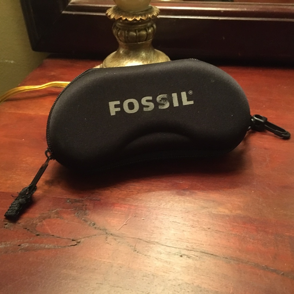 Fossil zip around sunglasses case